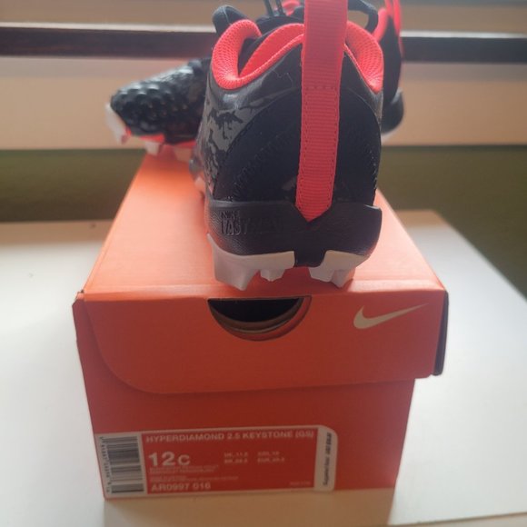 Nike baseball cleats - Picture 4 of 4